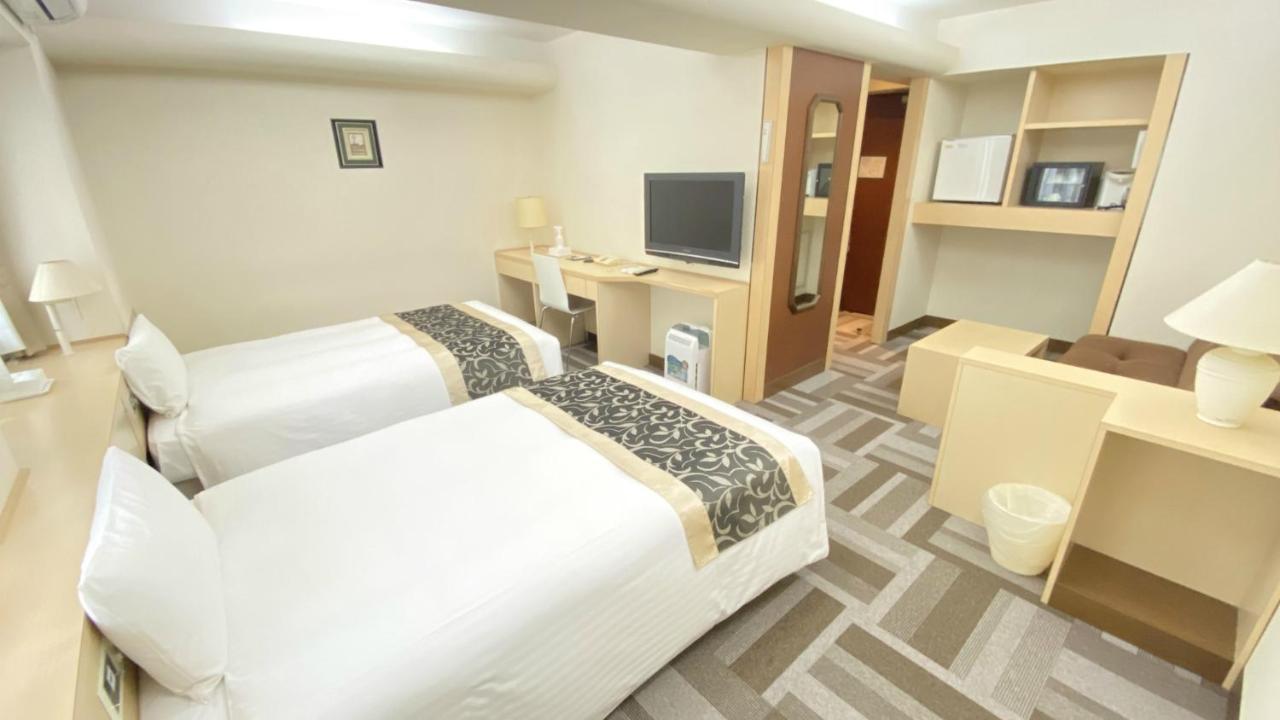 Hotel Chatelet Inn Киото Экстерьер фото