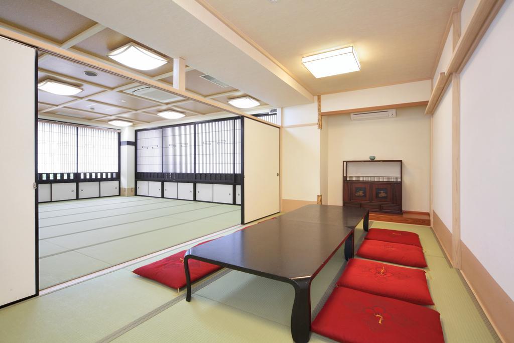 Hotel Chatelet Inn Киото Экстерьер фото
