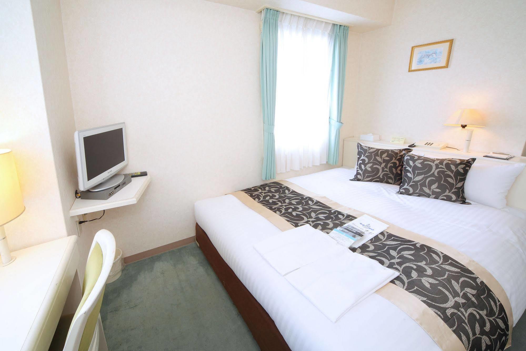 Hotel Chatelet Inn Киото Экстерьер фото